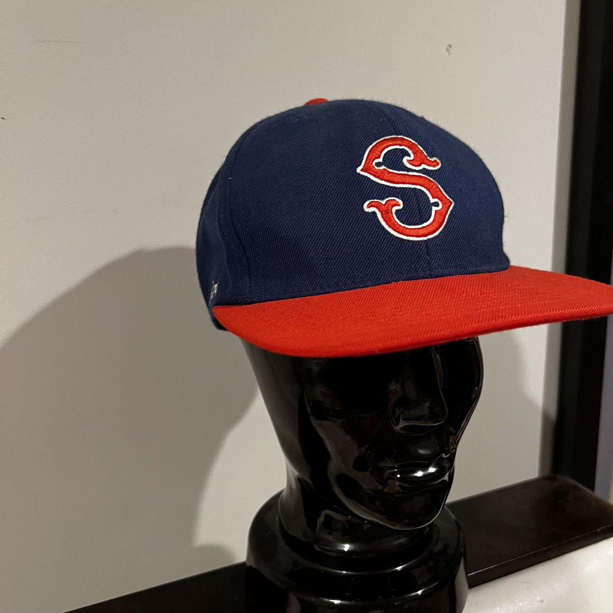 Supreme Supreme No Comp S Logo SnapBack Hat Size ONE SIZE - 13 Thumbnail