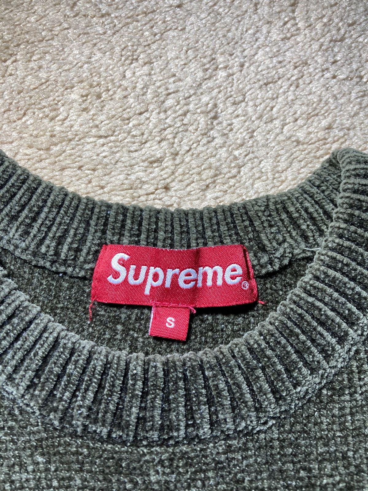Supreme FW18 Supreme Striped Chenille Sweater Logo Green Black 2018 Size US S / EU 44-46 / 1 - 3 Thumbnail
