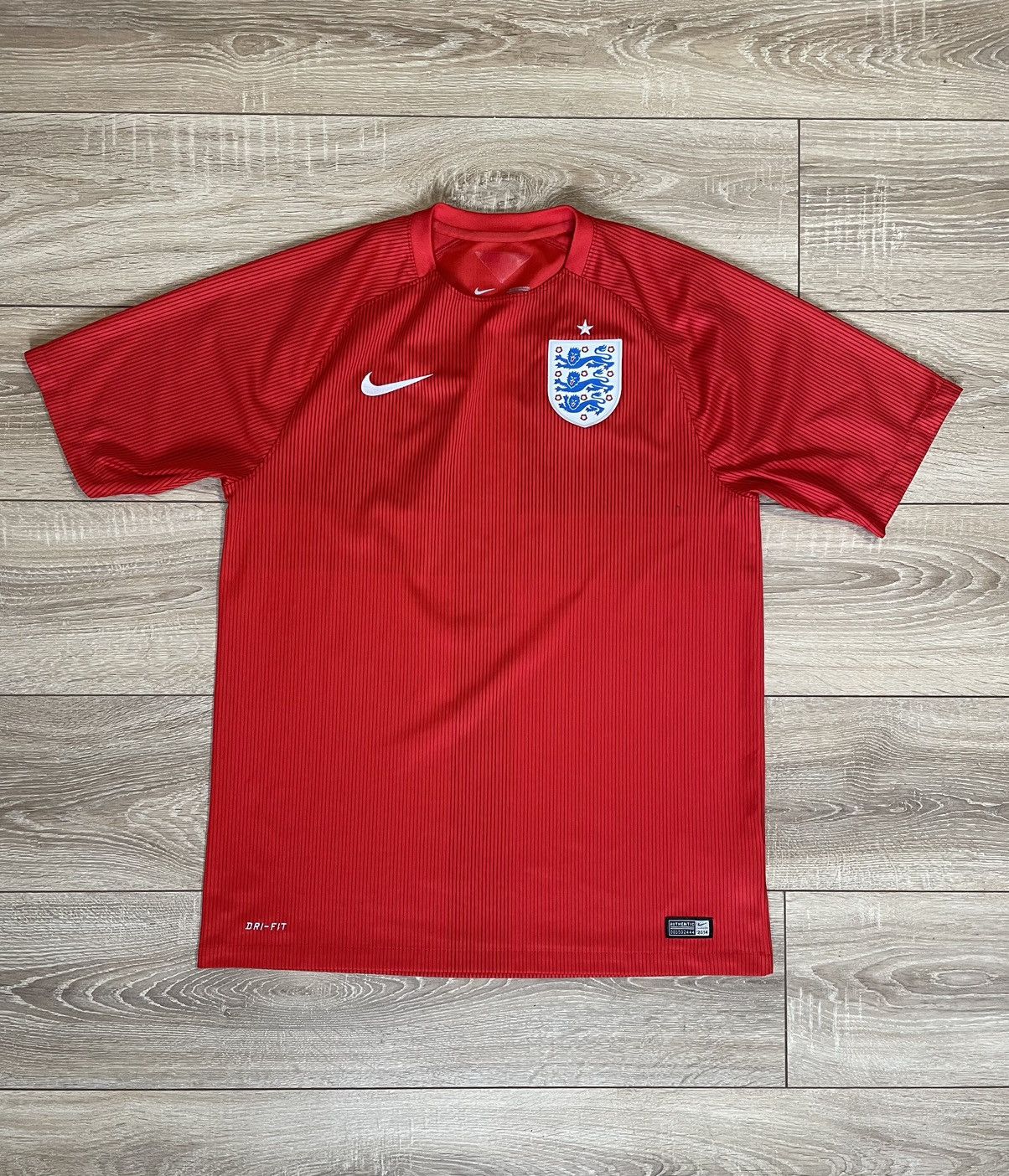 Nike × Vintage England Nike 2014 2016 vintage shirt soccer jersey Size US L / EU 52-54 / 3 - 1 Thumbnail