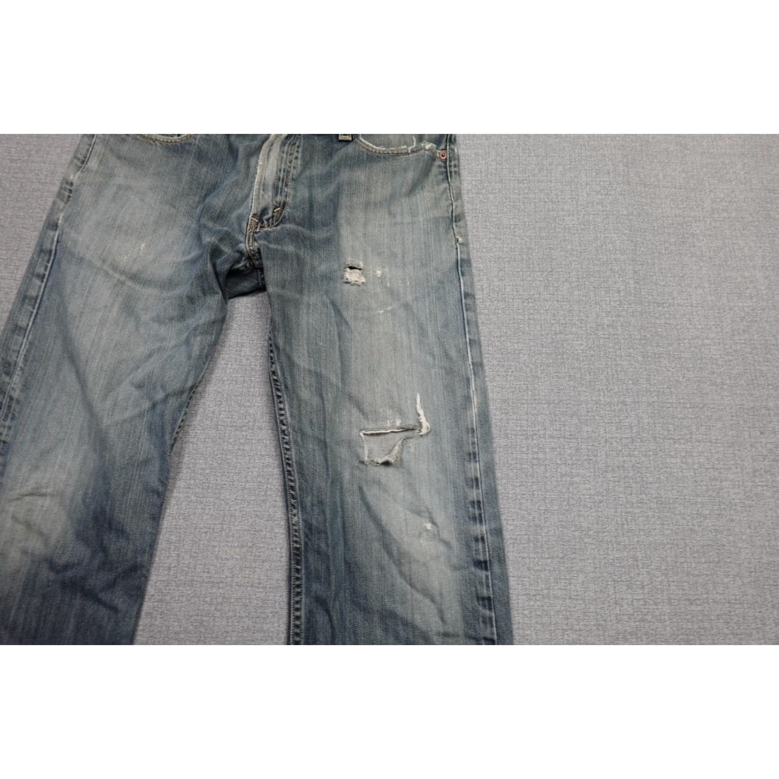 Levi's Levi's Jeans Mens 34x30 Blue Distressed Straight Leg Denim Red Tab 5-Pocket Zipper Zip Fly Mid Rise Regular Fit Boys/Adults? Size US 34 / EU 50 - 4 Thumbnail
