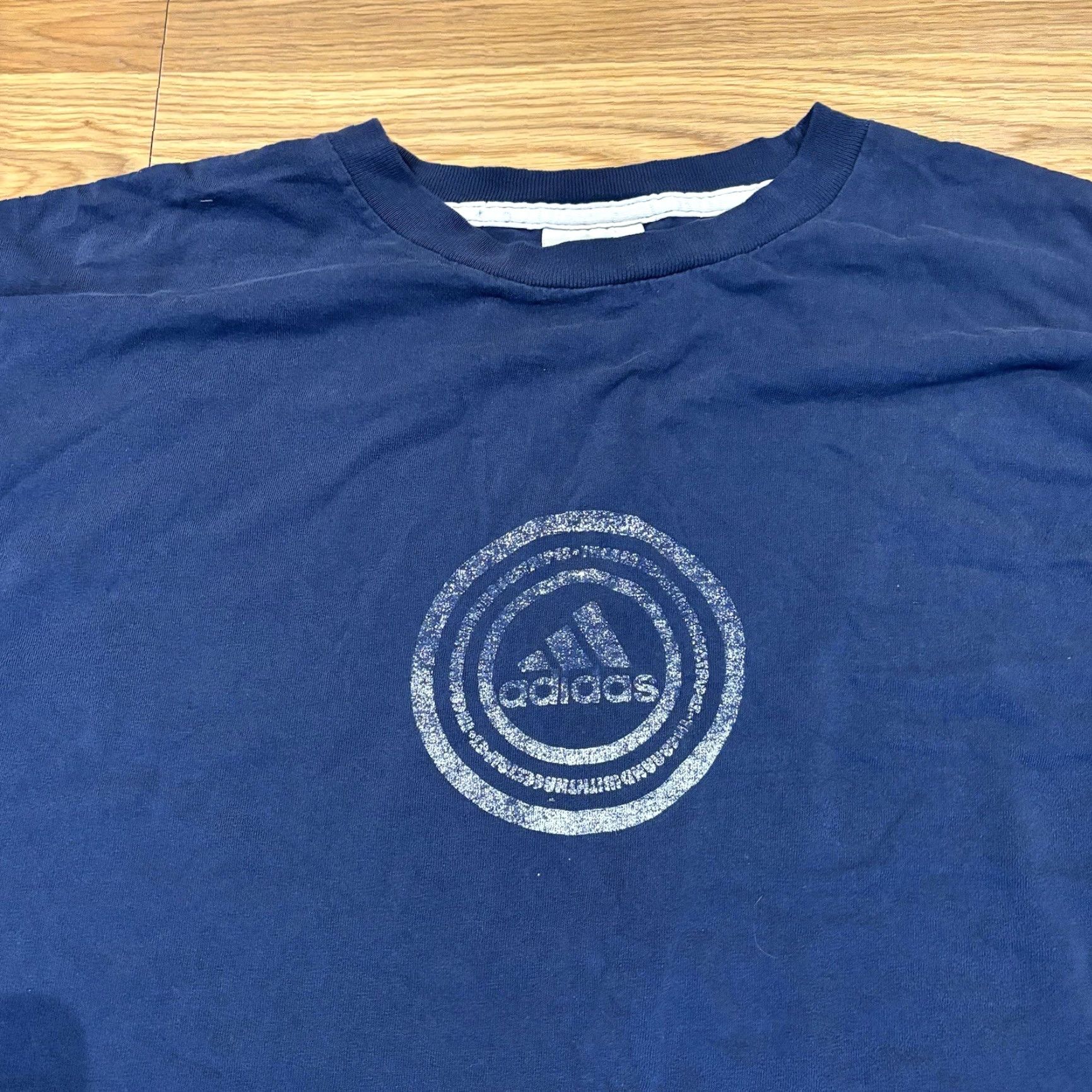 Adidas VINTAGE Adidas Faded Logo Navy Blue Long Sleeve T Shirt Mens Size Large Size US L / EU 52-54 / 3 - 2 Thumbnail