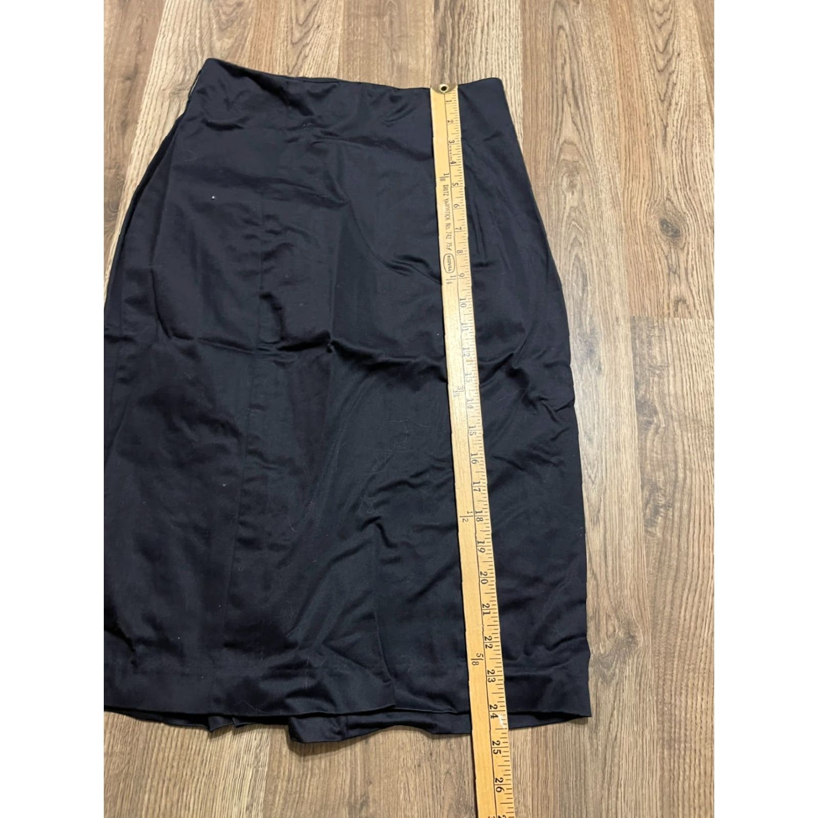 Worthington Worthington Skirt, Women's Size 4 Petite, Black, Zip on Back, Short, Pencil, Solid, Casual, 4P, Petites, Women, Skirt, Fall Spring Summer, Womens, - Size 27" / US 4 / IT 40 - 5 Thumbnail