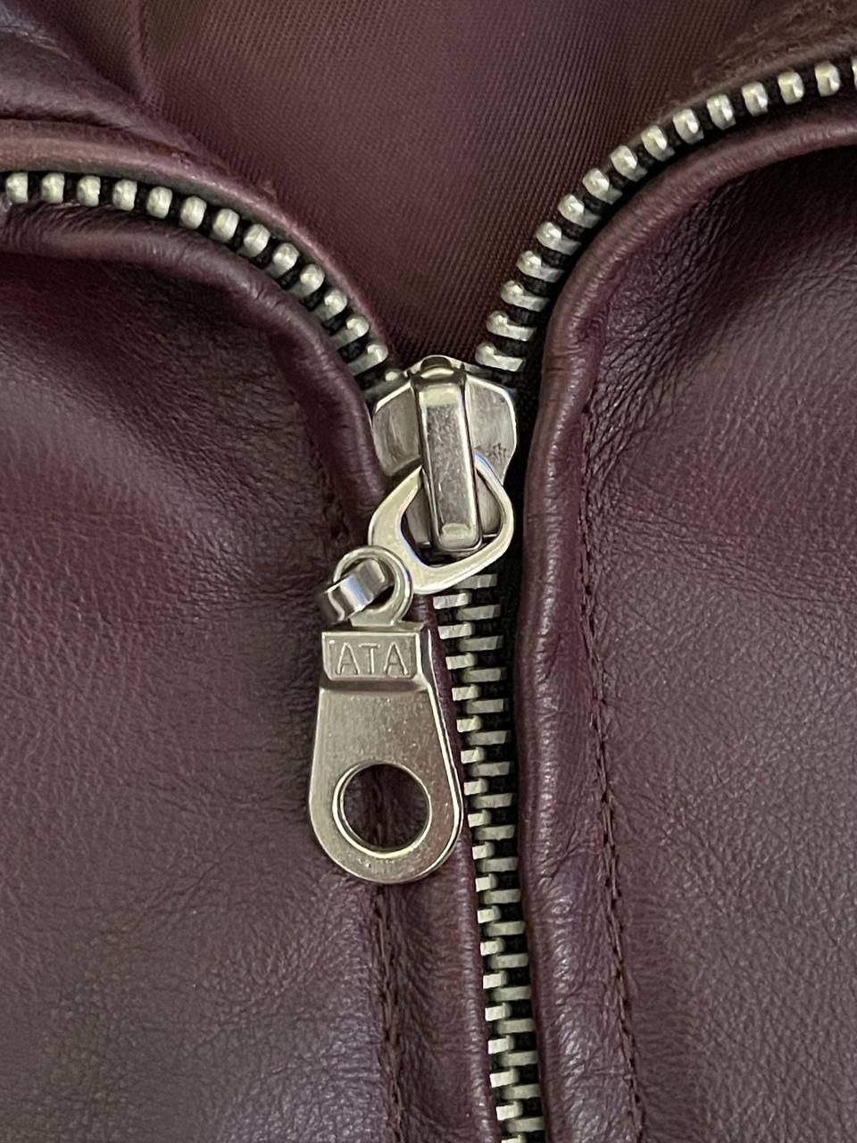 Giorgio Armani × Vintage Armani Women Leather Coat Burgundy Size L / US 10 / IT 46 - 3 Thumbnail