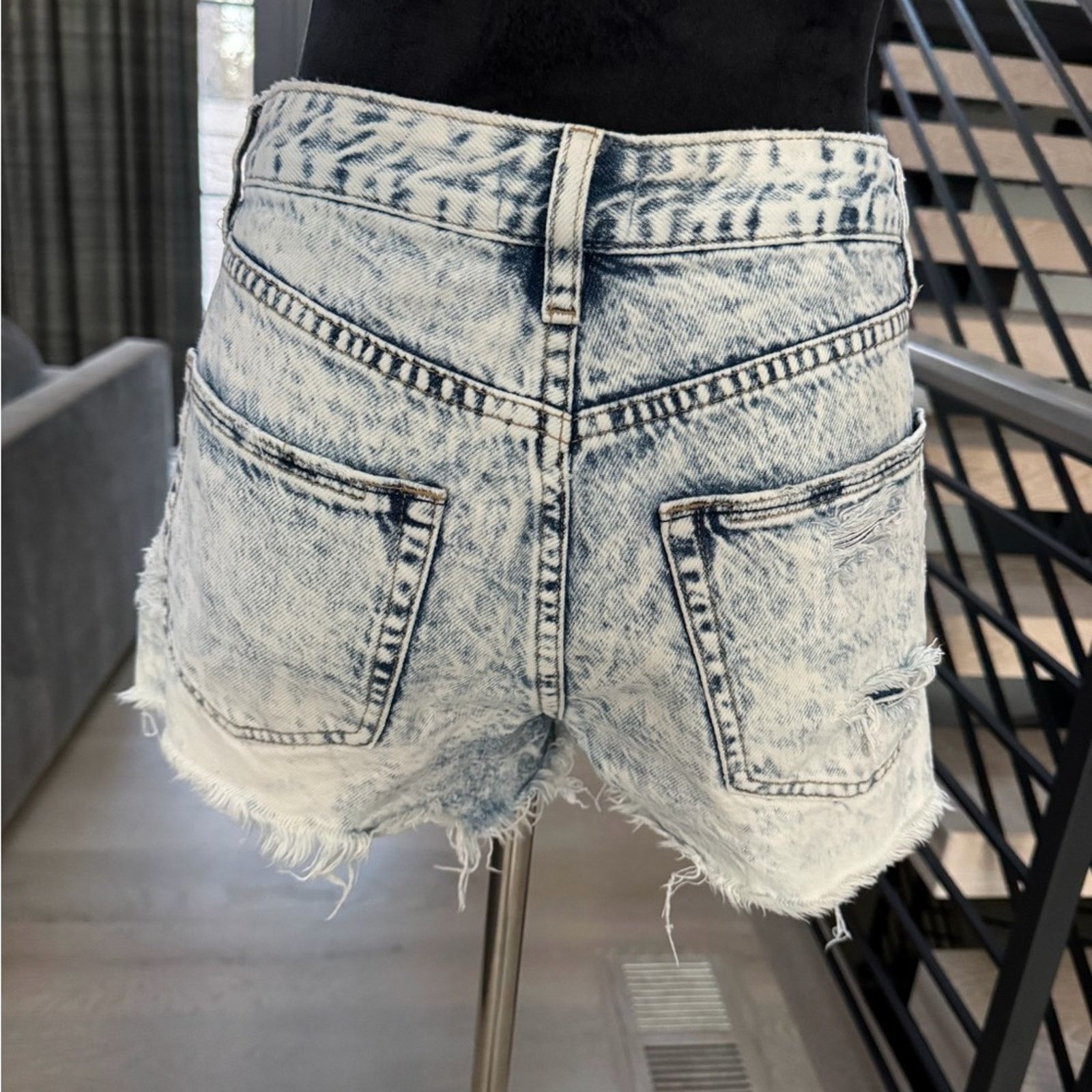 Other Distressed Denim Women Shorts size S Size 26" / US 2 / IT 38 - 3 Thumbnail