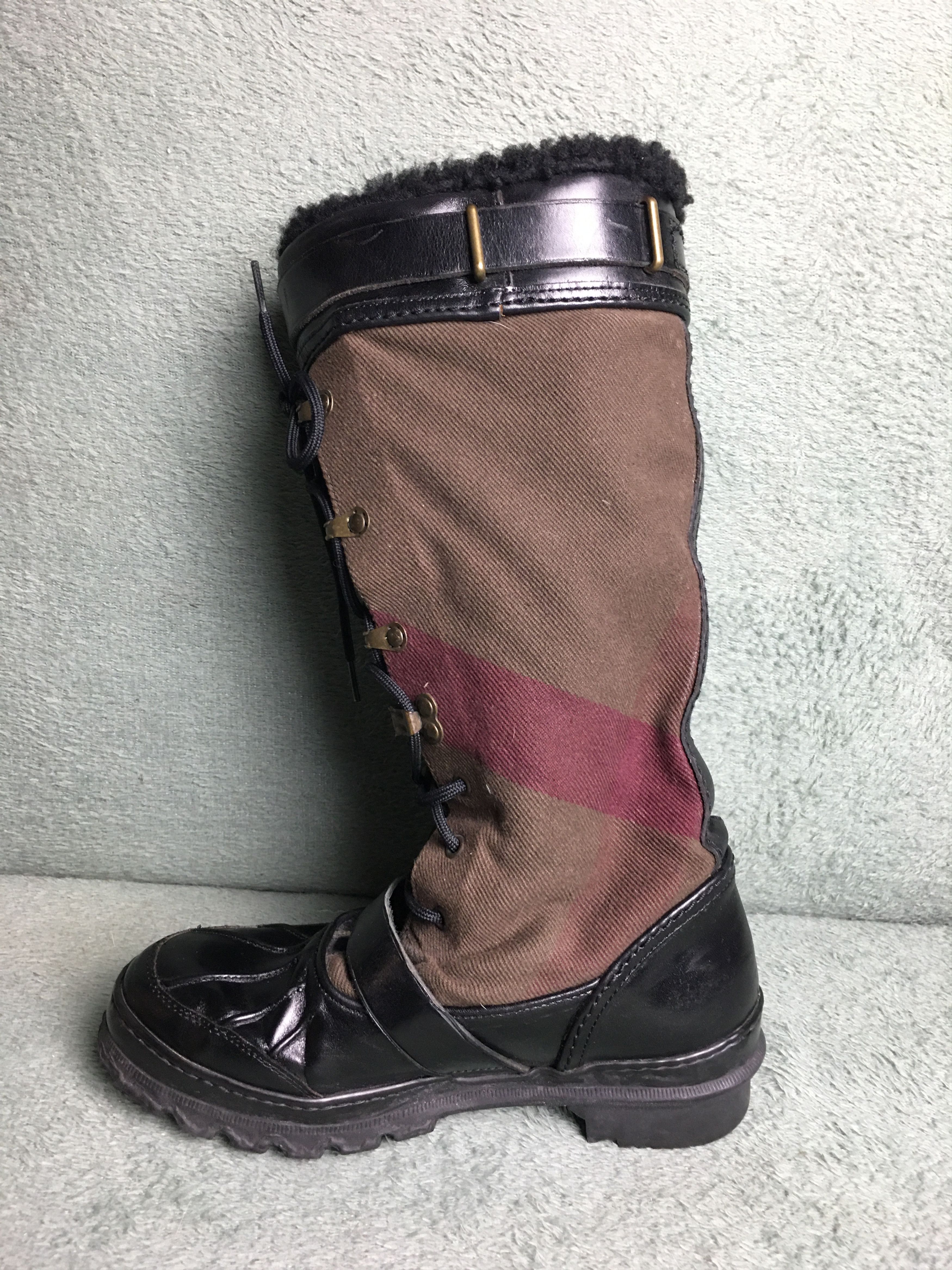 Burberry Burberry Mega Check Canvas Fur Lined High Weather Snow Boots Size US 9 / IT 39 - 5 Thumbnail