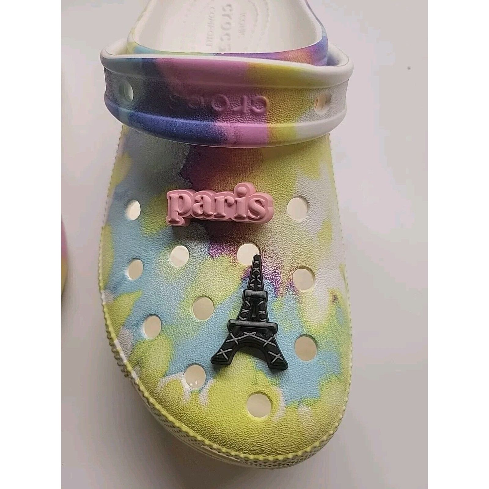Crocs Crocs Classic Iconic Comfort Tie Dye Clogs Sz 7 Paris Charms Size US 7 / IT 37 - 5 Thumbnail