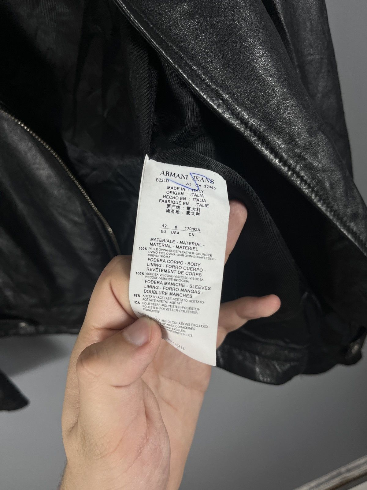 Armani Vintage Leather Jacket By Armani Jeans Size M / US 6-8 / IT 42-44 - 4 Thumbnail