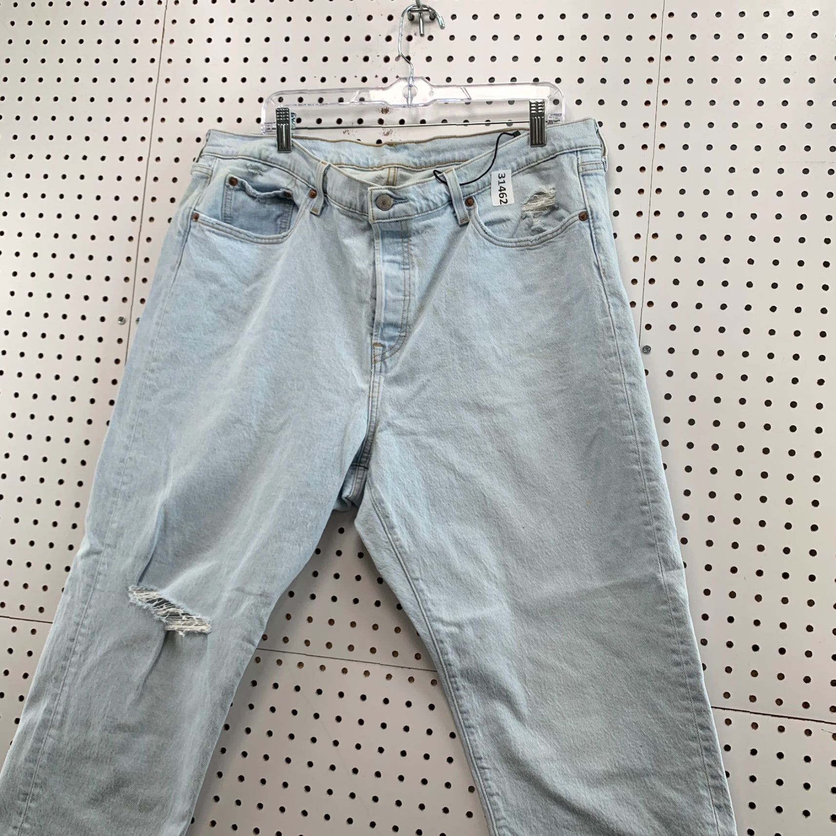 Levi's Levi's 501 Jeans Womens 18W Denim Light Blue 40x25.5 NWT Raw Hem Jeans Womens Size 40" / US 18 - 3 Thumbnail