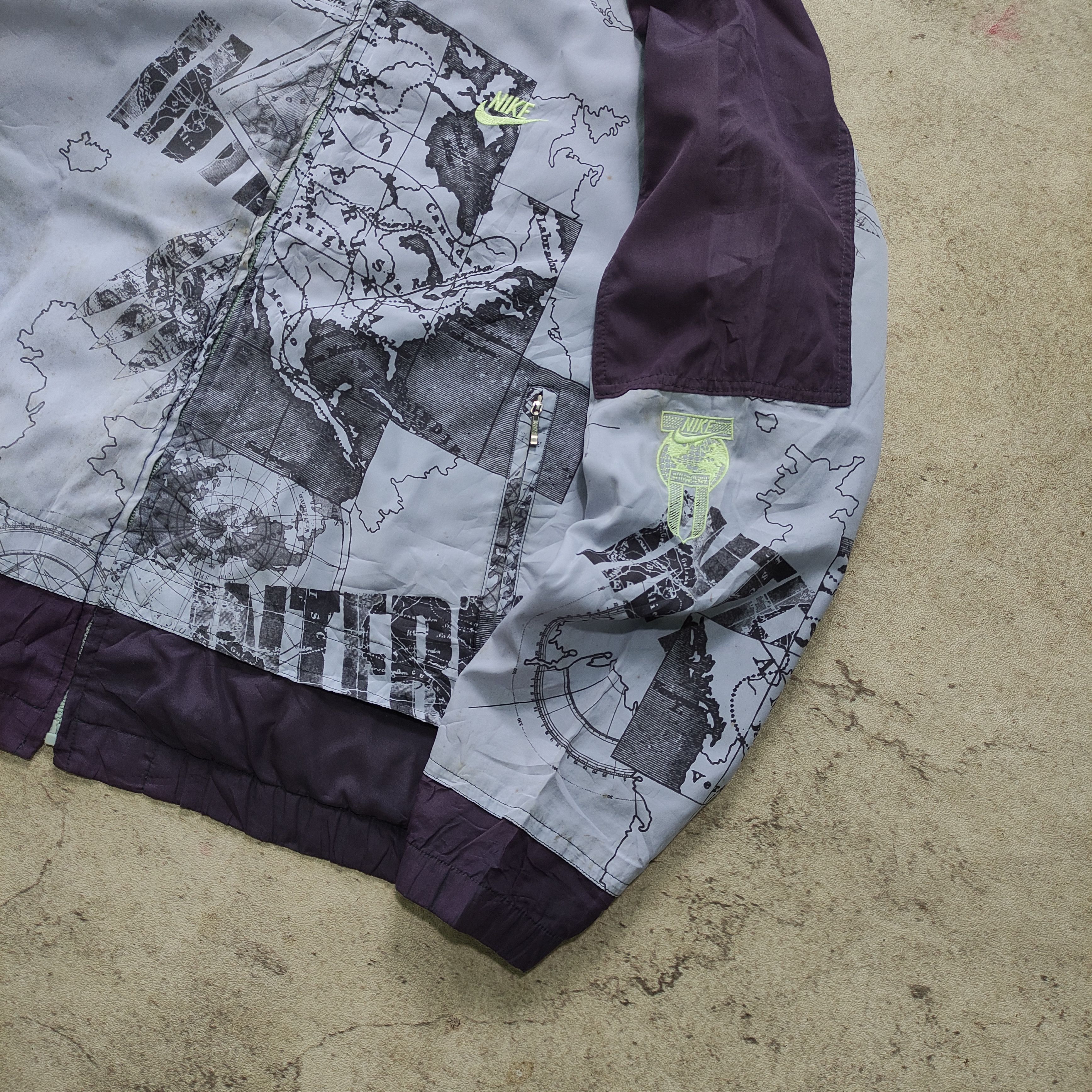 Nike Vintage Nike International Jacket 1990s Size US L / EU 52-54 / 3 - 5 Thumbnail