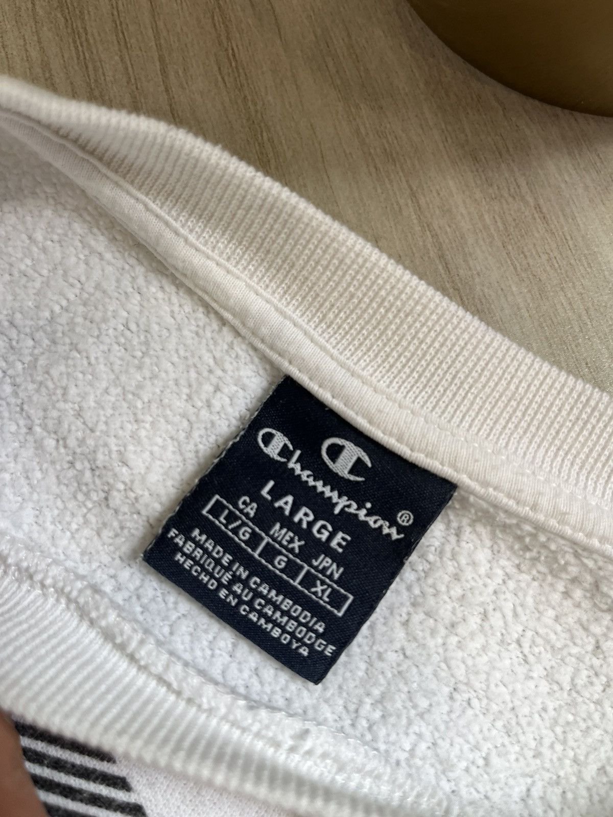 Champion × Vintage Vintage Champion sweatshirt logo monogram sportswear Size US L / EU 52-54 / 3 - 14 Thumbnail