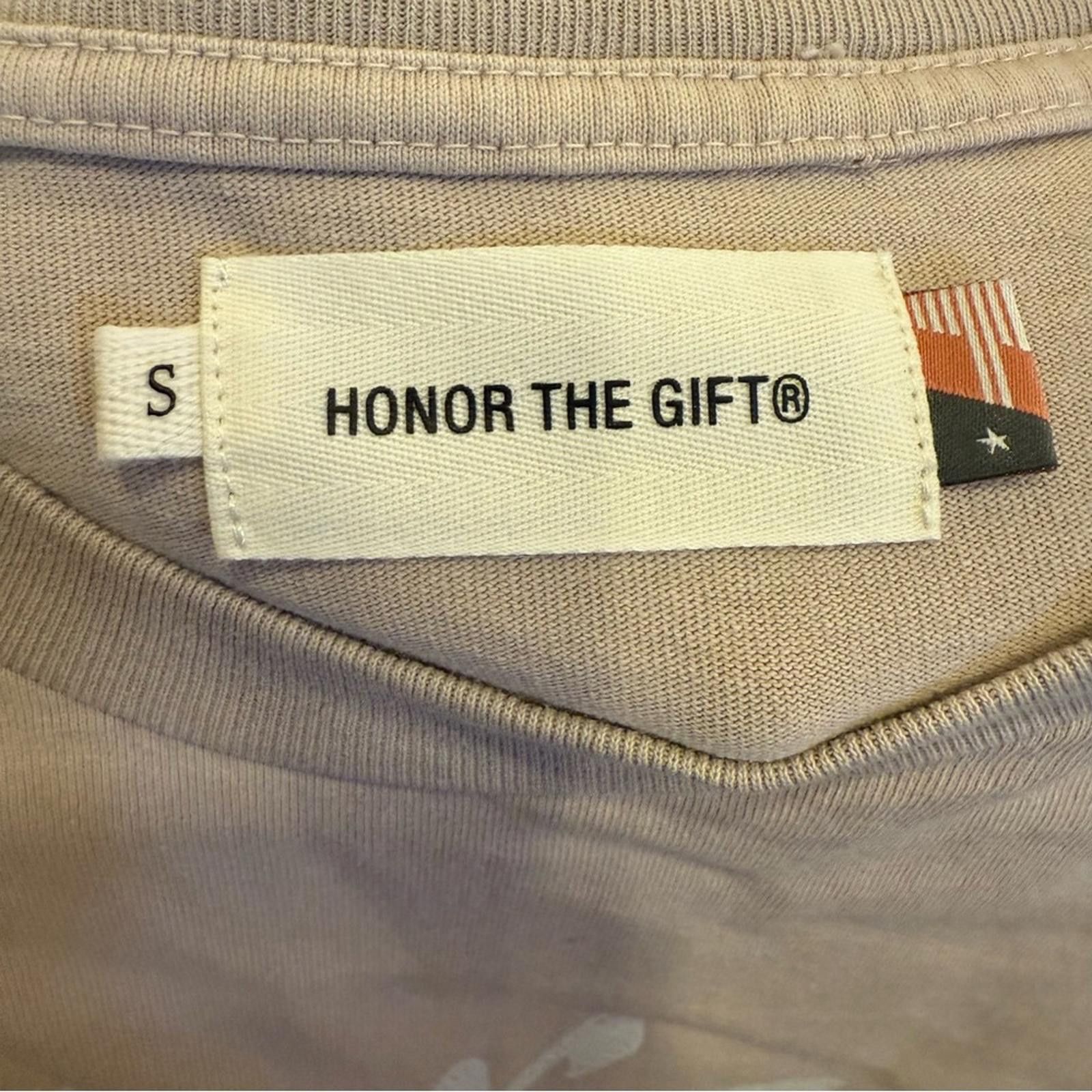 Honor the Gift Honor the Gift No Vacany Motel Graphic Tee Taupe Sz S Size US S / EU 44-46 / 1 - 5 Thumbnail