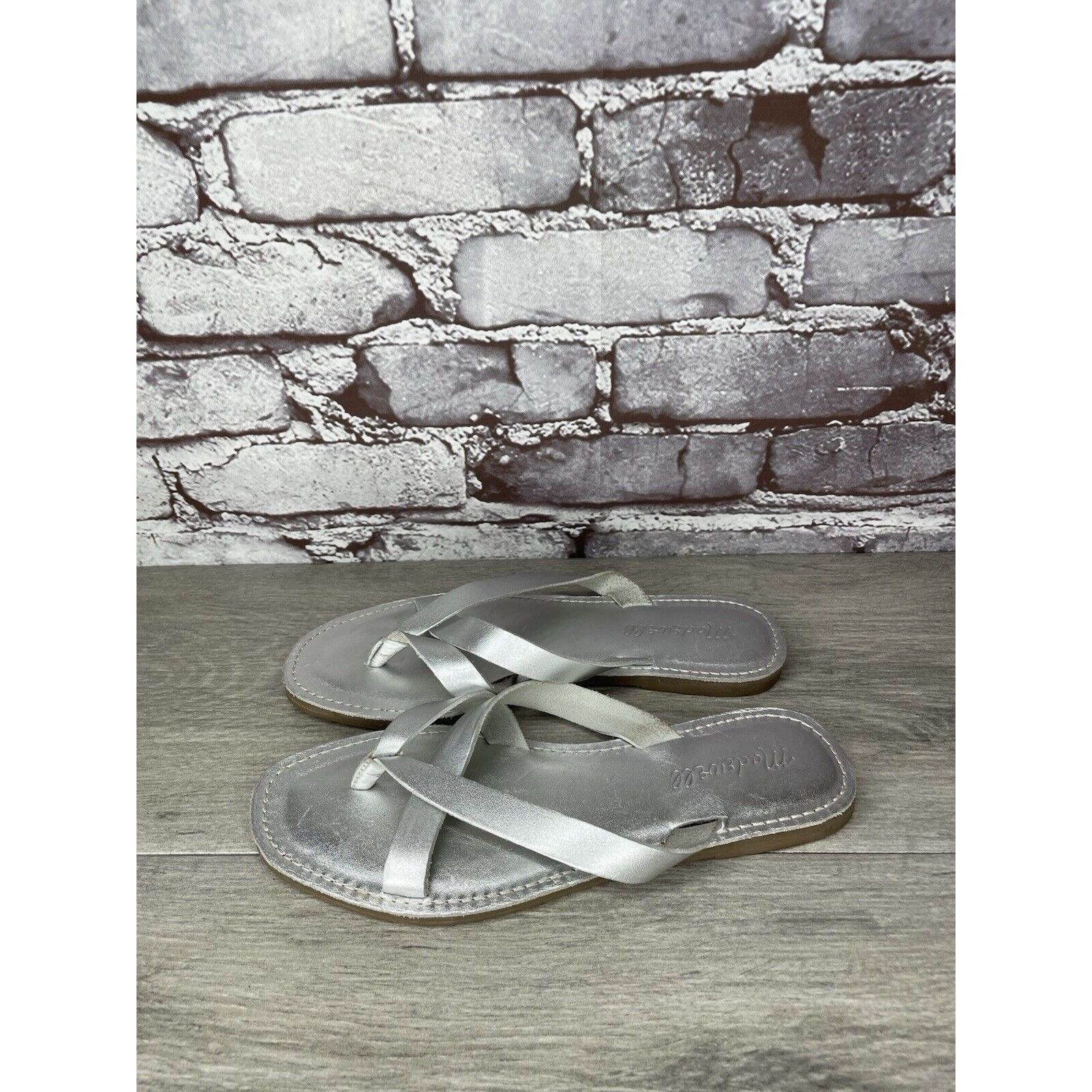 Madewell Madewell Boardwalk Silver Metallic Leather Thong Sandals Wom Size US 6.5 / IT 36.5 - 17 Thumbnail