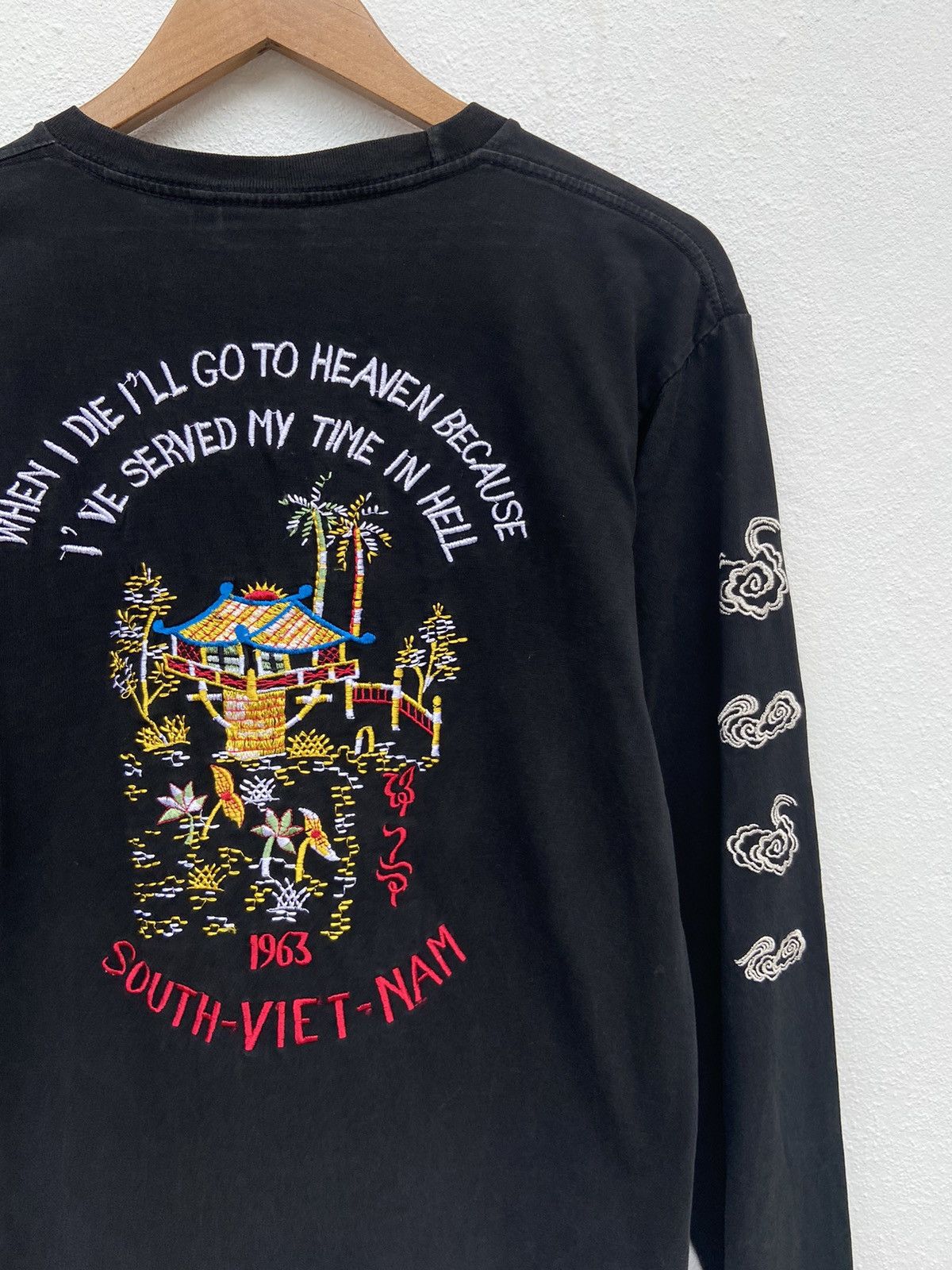 Vintage 🔥 Vintage Sukajan t shirt long sleeve Vietnam war Size US M / EU 48-50 / 2 - 3 Thumbnail