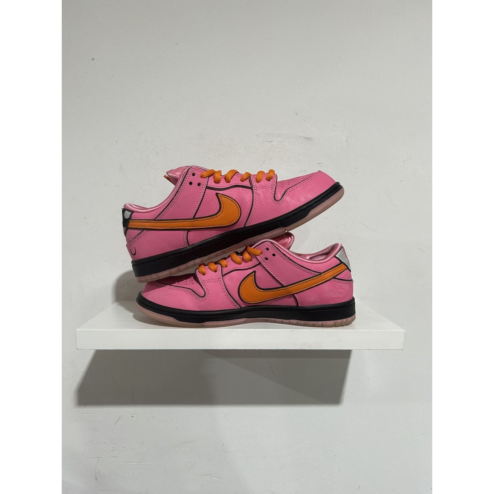 Nike NIKE SB DUNK LOW POWER PUFF BLOSSOM SIZE 8.5 PREOWNED Size US 8.5 / EU 41-42 - 2 Thumbnail