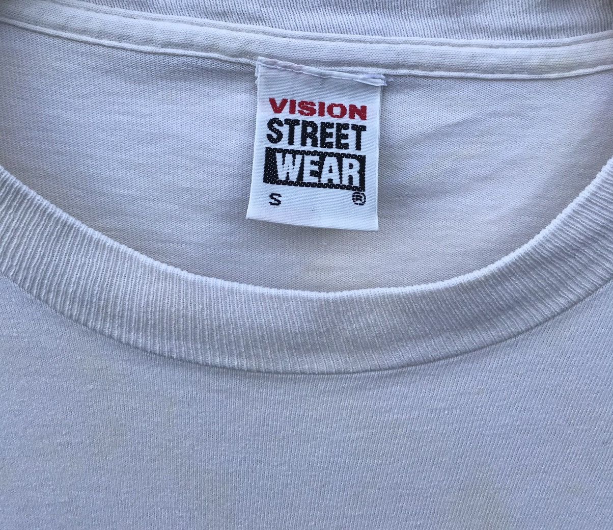 Vision Streetwear Vintage Vision Streetwear Skate Tee Streetwear Shirt-STAINS Size US S / EU 44-46 / 1 - 2 Thumbnail