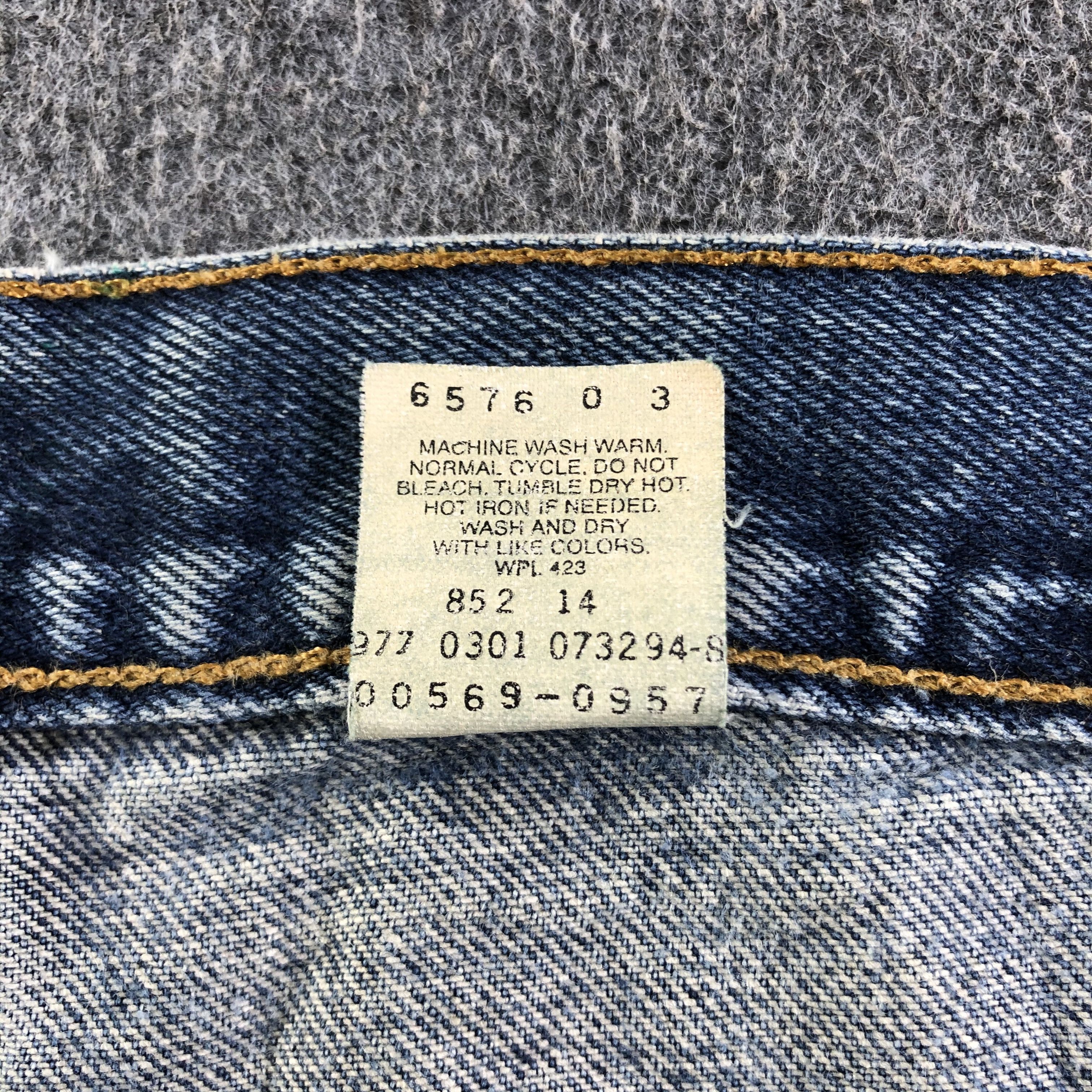 Levi's 90s Vintage Blue Wash Levis 569 Jeans-J3076 Size US 39 - 11 Thumbnail