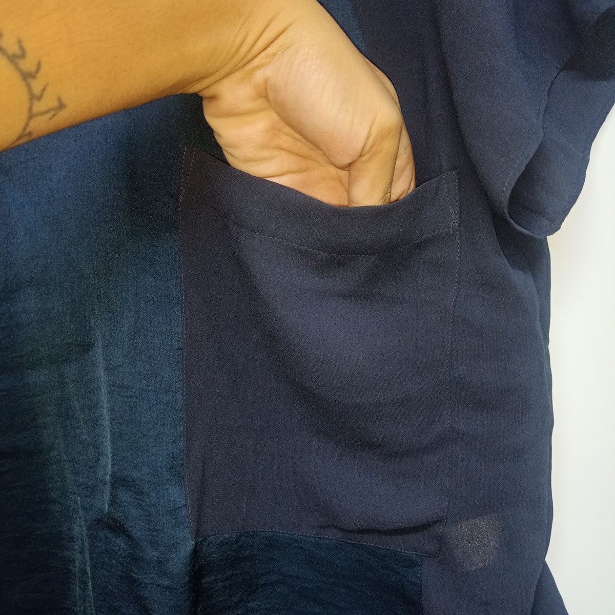 Helmut Lang Helmut Lang - Navy Sheer Tops Size M / US 6-8 / IT 42-44 - 5 Thumbnail