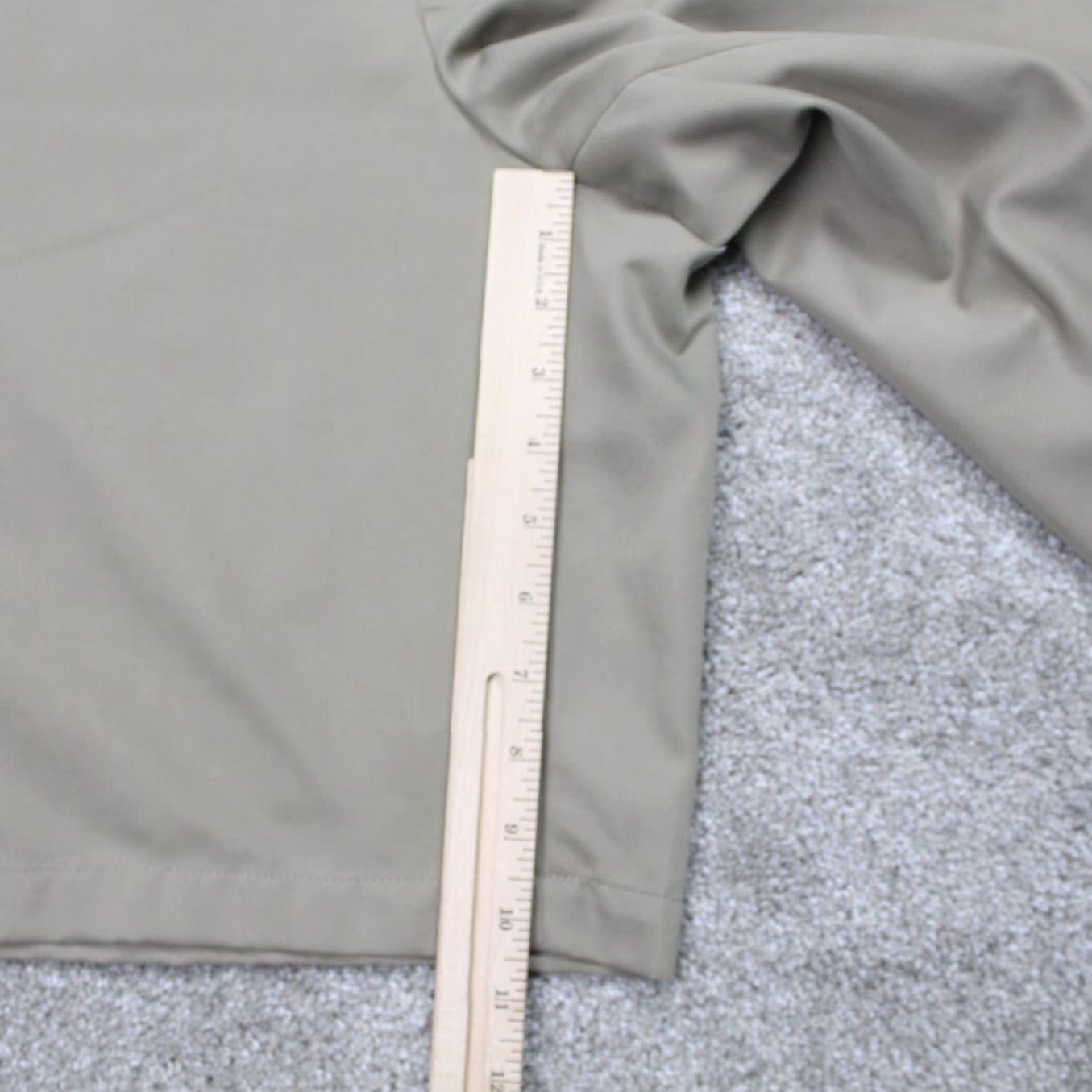 Vintage Greg Norman for Tasso Elba Shorts Mens 38 Beige 100% Polyester Golf w/10" inseam Short Size US 38 / EU 54 - 5 Thumbnail
