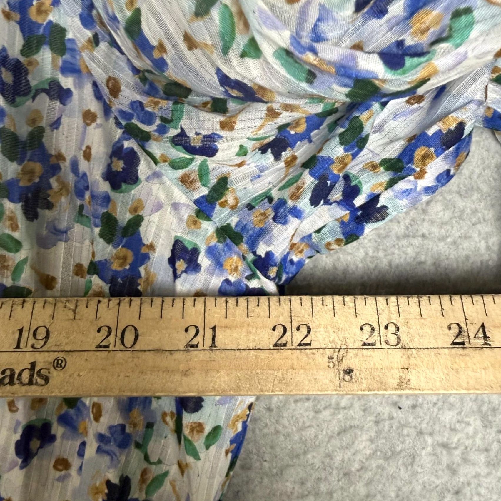 Veronica Beard Veronica Beard Darrah Smocked V Neck Dress Size 16 NWT Blue/Multicolor Size XXL / US 16-18 / IT 52-54 - 4 Thumbnail