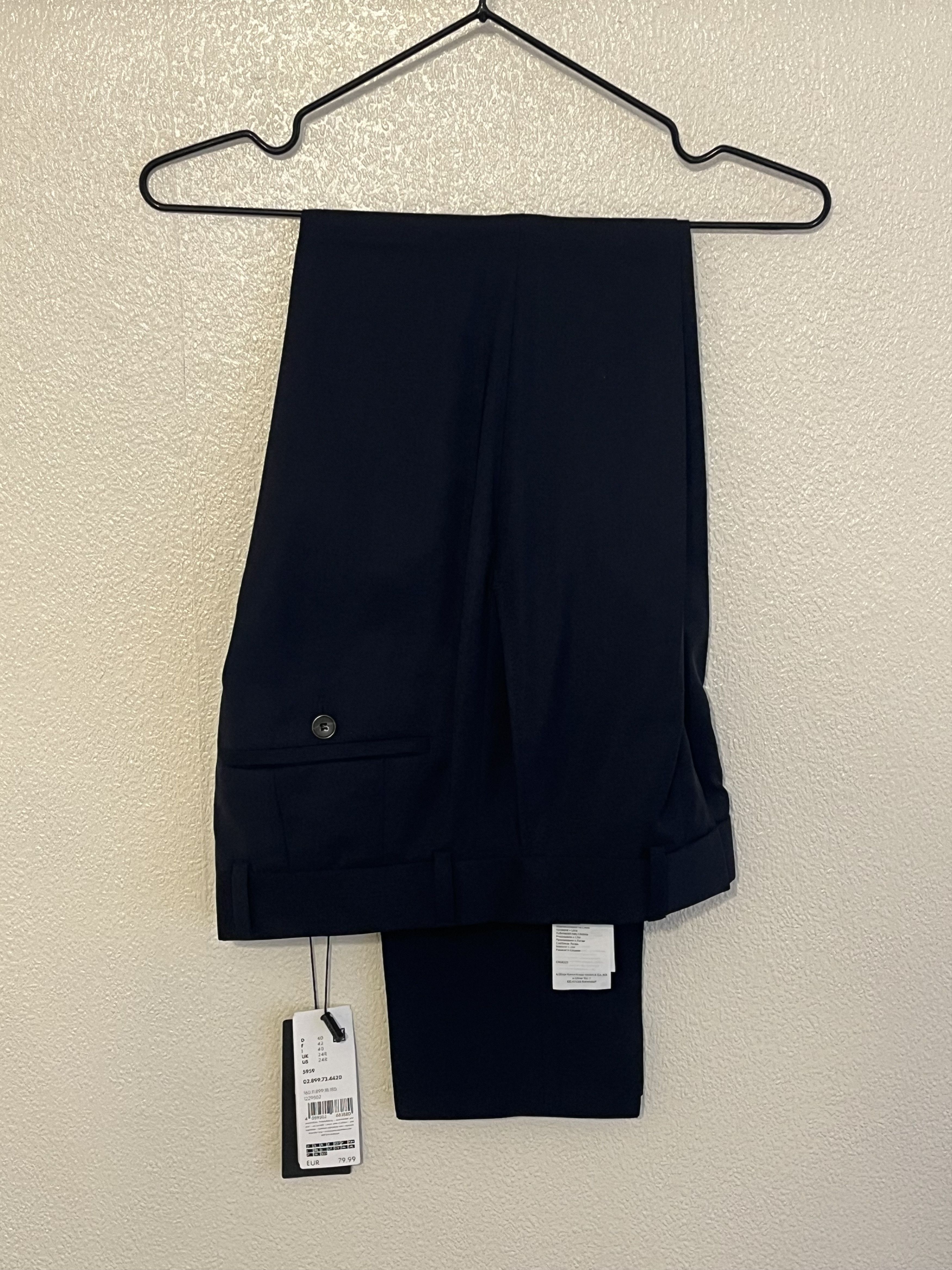 s.Oliver Navy Suit Size 34S - 4 Thumbnail