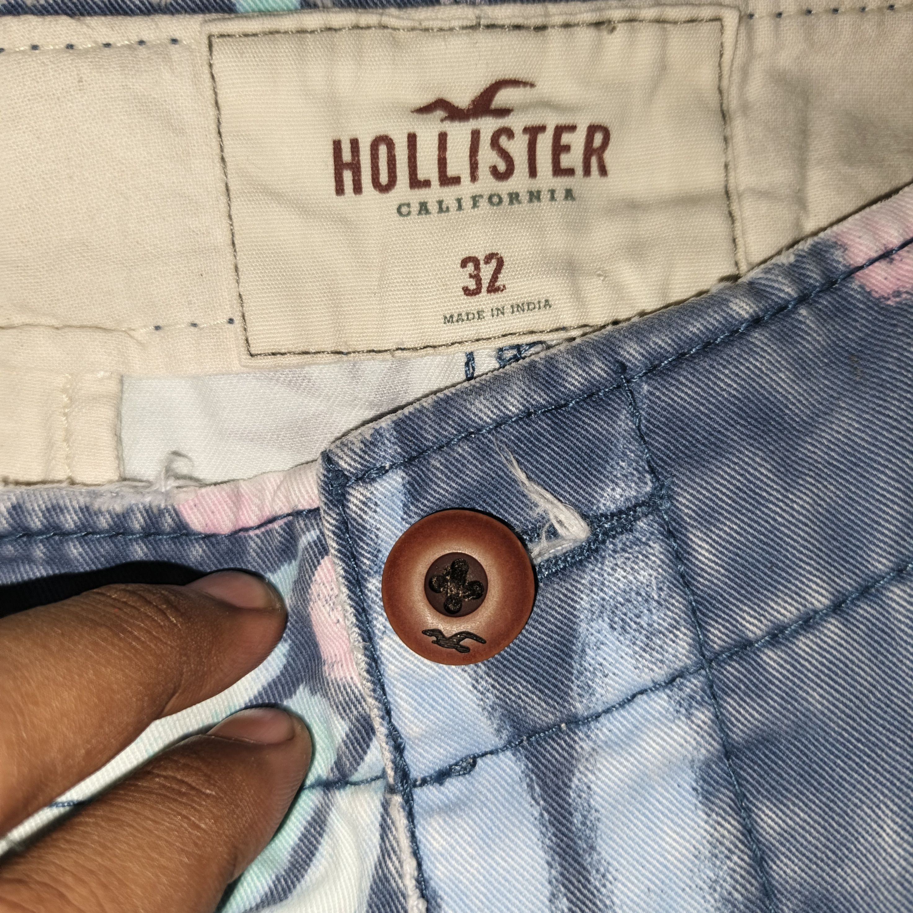 Hollister HOLLISTER Blue Tropical Floral AOP Short Pants Size US 32 / EU 48 - 10 Thumbnail