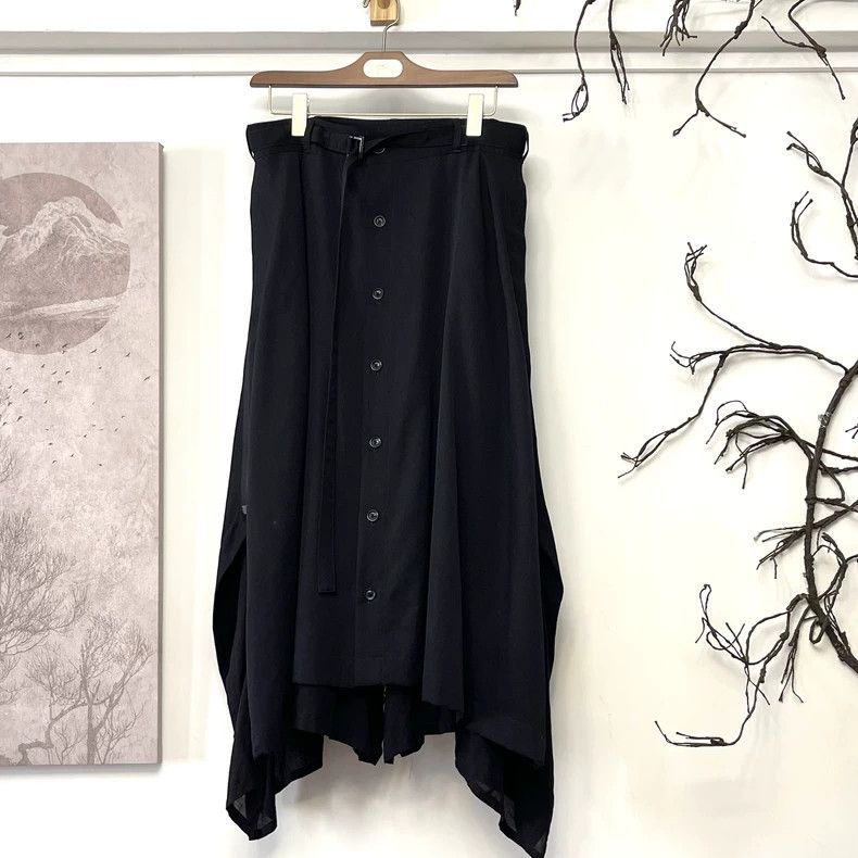 Yohji Yamamoto Yohji Yamamoto size 3 18aw Bat Button-Up Trousers Size US 30 / EU 46 - 2 Thumbnail