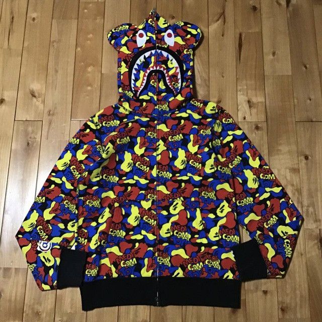 Bape × Medicom Toy BAPE × medicom toy BE@R Shark Full Zip Hoodie APE Size US M / EU 48-50 / 2 - 1 Thumbnail