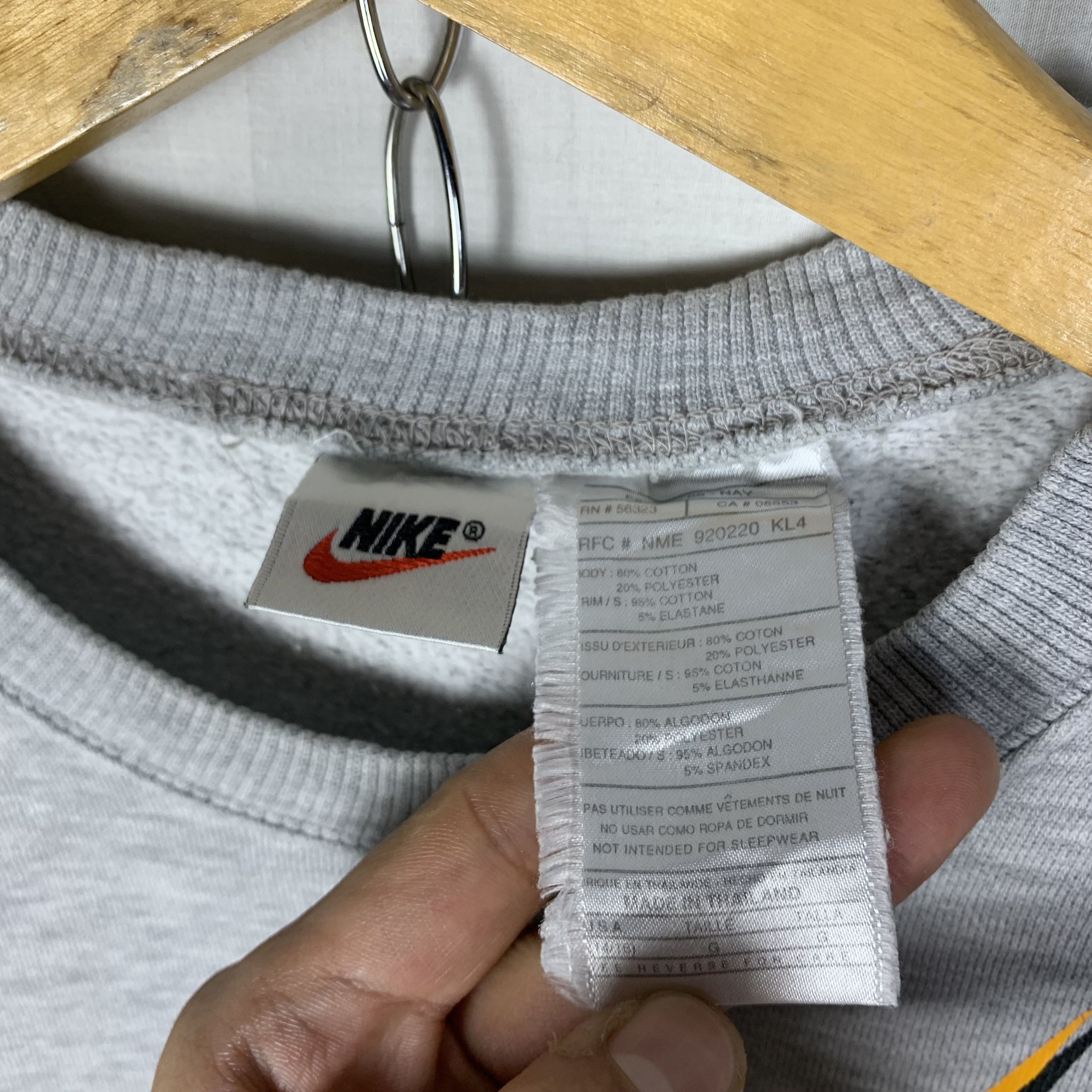 Nike Vintage Nike Air Sweatshirt Crewneck Size US XS / EU 42 / 0 - 3 Thumbnail