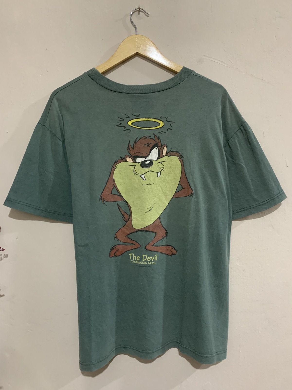 Vintage Vintage 1994 Tasmanian Devil Warner Bros Tee shirt Size US L / EU 52-54 / 3 - 1 Thumbnail
