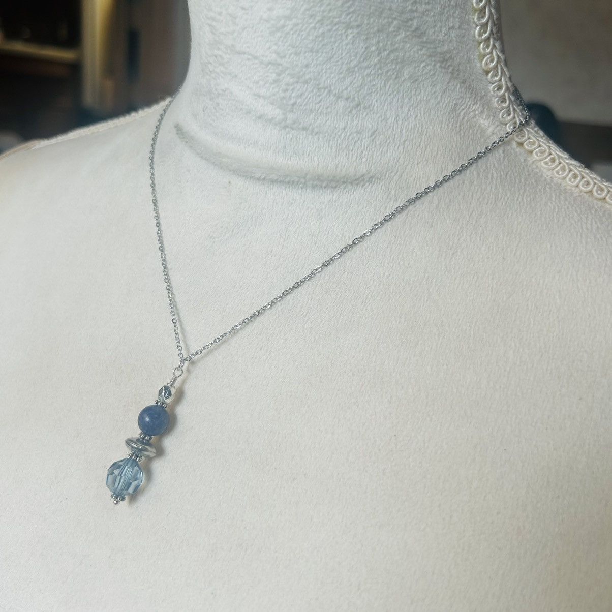 Handmade Handcrafted genuine sodalite vintage crystal beaded necklace Size ONE SIZE - 4 Thumbnail