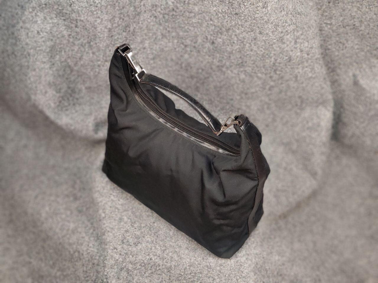 Gucci Vintage Gucci Black Nylon Authentic Shoulder Bag Size ONE SIZE - 5 Thumbnail