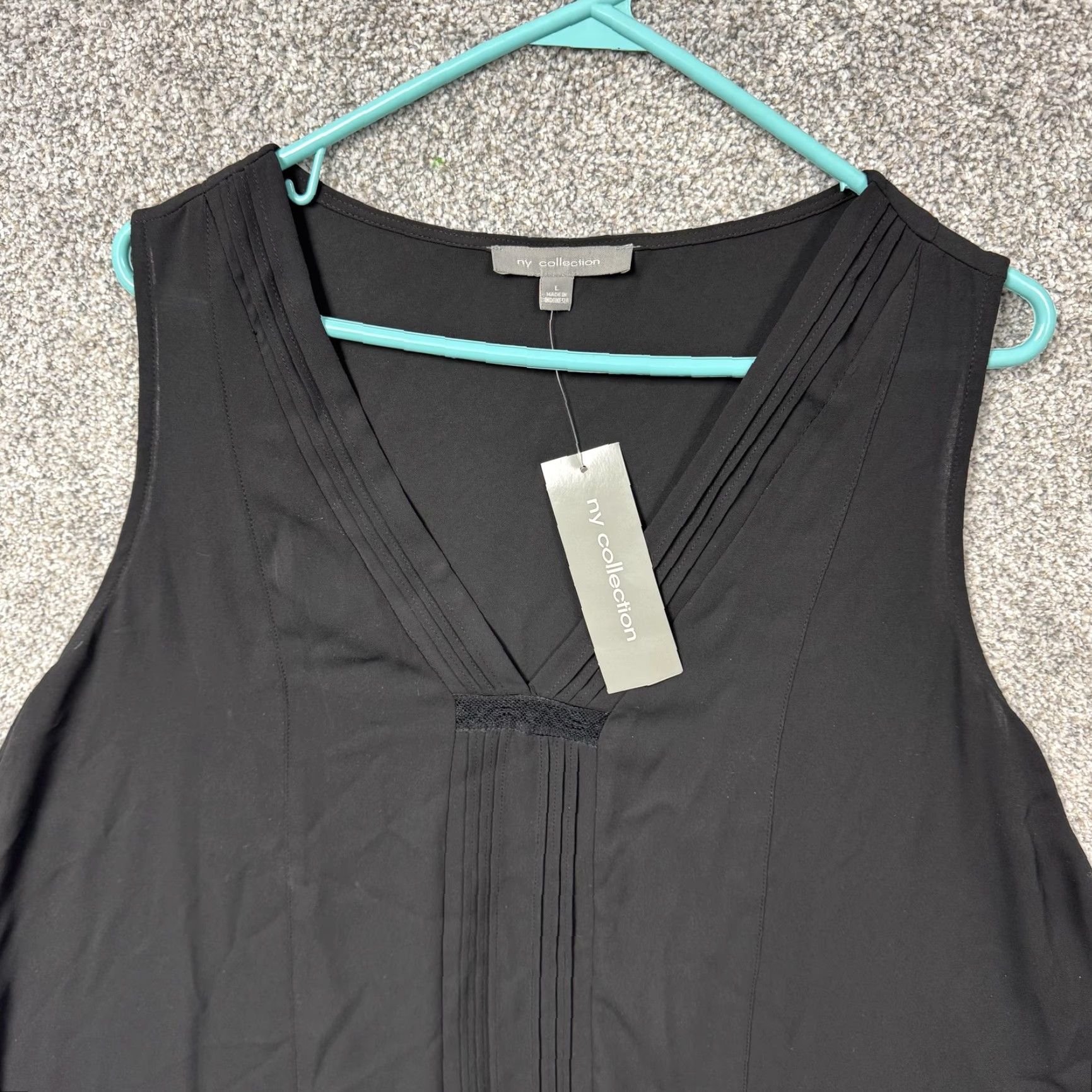 Vintage NY Collection Blouse Women's L Black Sleeveless V-Neck Tunic Pleated Front Lightweight All Seasons Dressy Office Workwear Timeless Modern Size L / US 10 / IT 46 - 6 Thumbnail