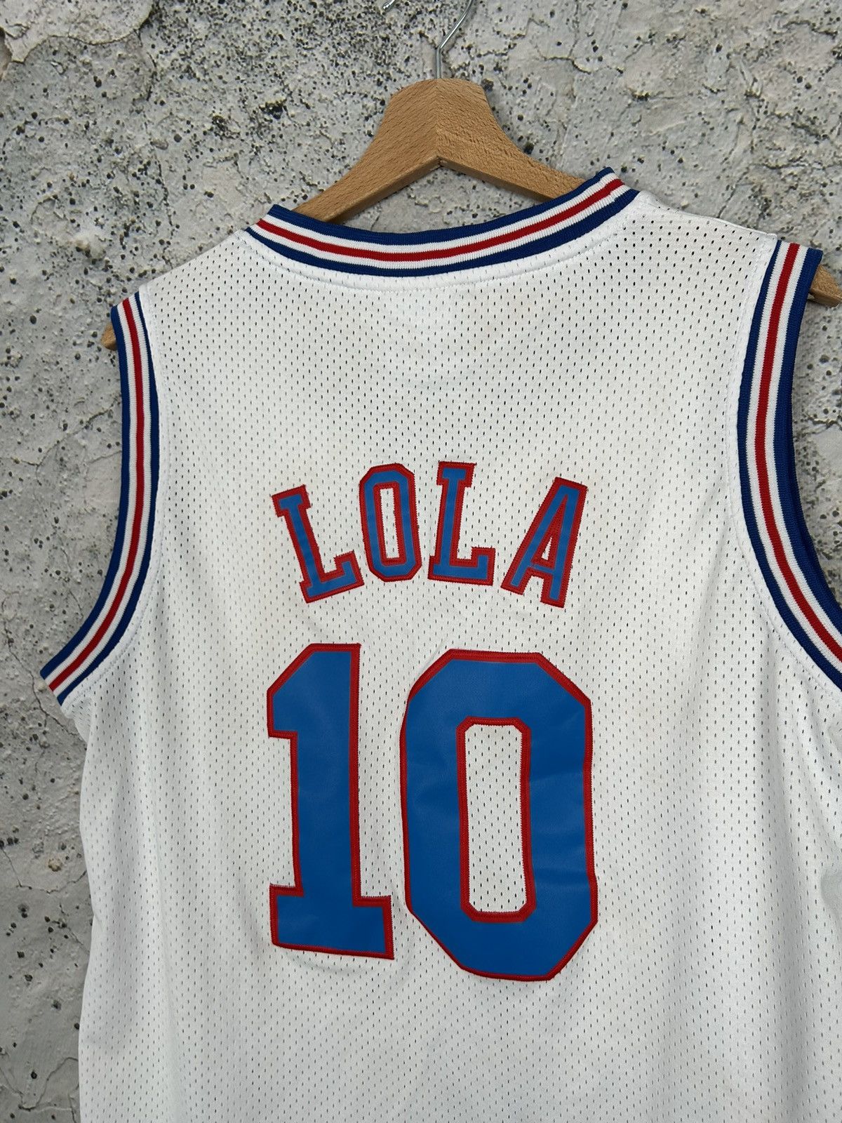 Champion Vintage Tune Squad Lola Champion NBA Jersey Cartoon 90s Rare Size US M / EU 48-50 / 2 - 5 Thumbnail