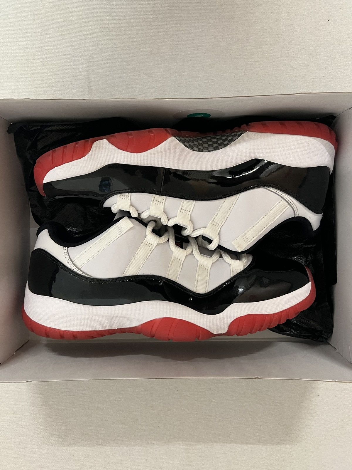 Jordan Brand Jordan 11 Retro Low Concord Bred Size US 9.5 / EU 42-43 - 2 Thumbnail