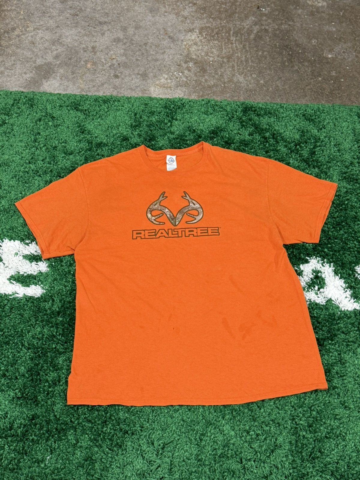 Realtree Realtree Pro Delta Logo Hunting Camo Logo Tee 2XL XXL Size US XXL / EU 58 / 5 - 1 Thumbnail