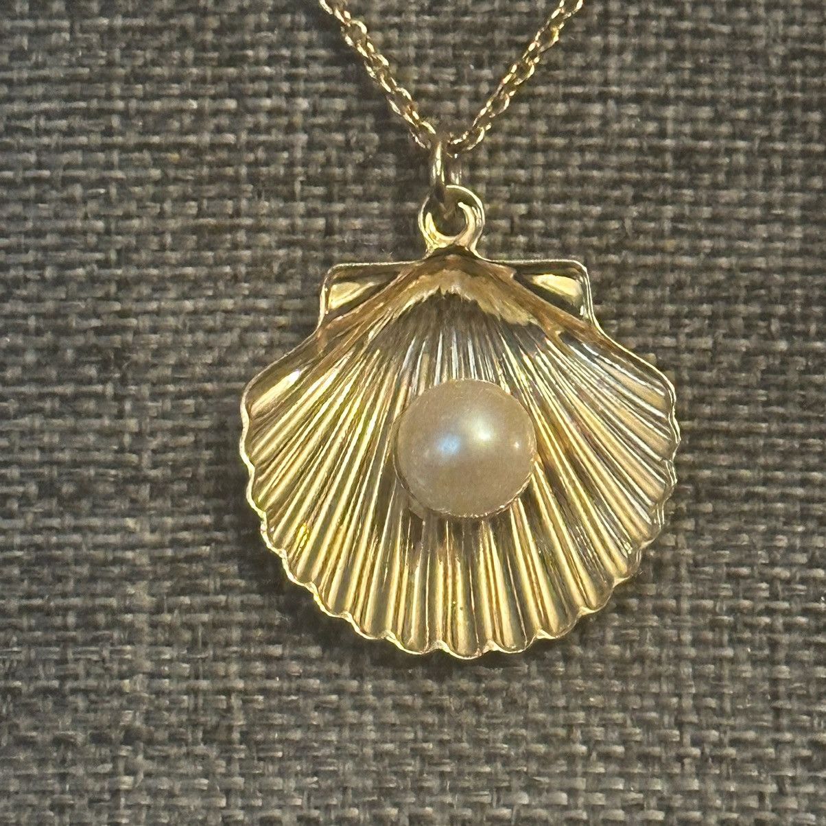 Vintage Vintage clam shell with pearl pendant necklace Size ONE SIZE - 5 Thumbnail