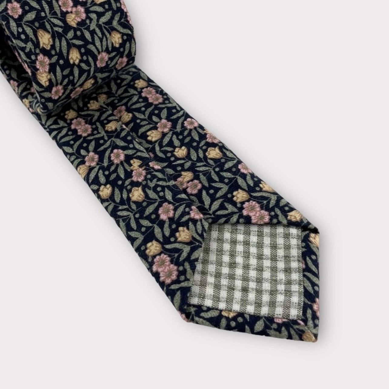 Other Men’s Dark Navy Rustic Style Floral Necktie Size ONE SIZE - 5 Thumbnail