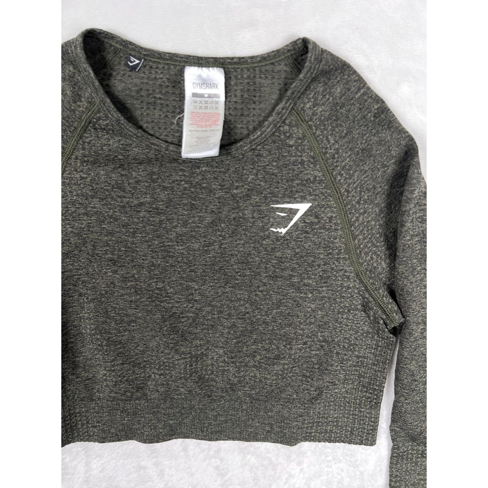 Gymshark Gymshark Shirt Womens Medium Green Seamless Long Sleeve Crop Top Athletic Size M / US 6-8 / IT 42-44 - 2 Thumbnail
