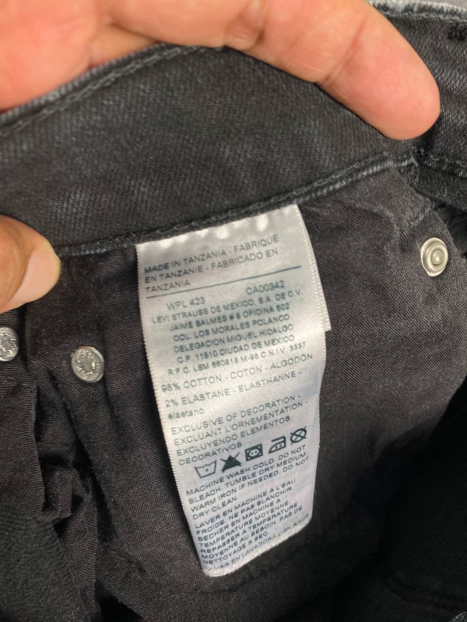 Levi's levis denizen skinny fit distressed denim Size US 35 - 13 Thumbnail