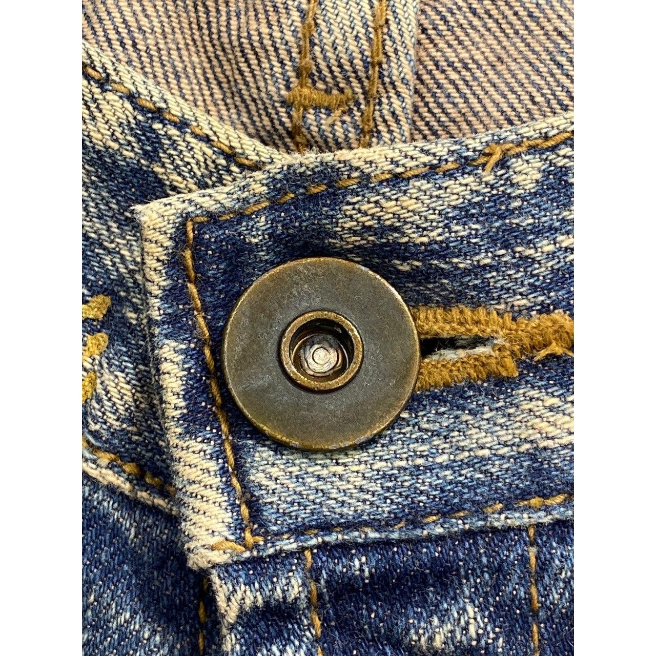 Japanese Brand Vintage Japanese Brand Painted Distress Style Jeans Size US 29 - 12 Thumbnail