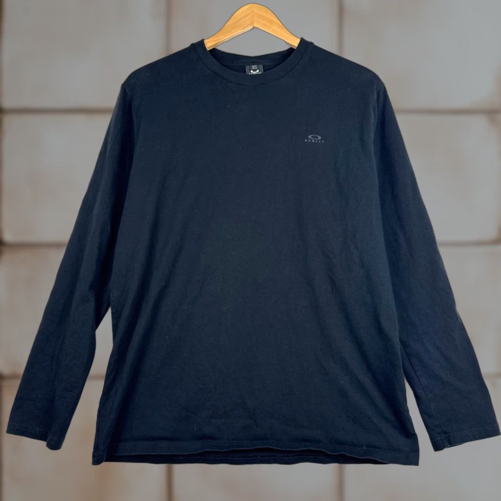 Oakley Oakley Womens Large Black Long Sleeve Regular Fit Logo Active Shirt Size L / US 10 / IT 46 - 1 Thumbnail