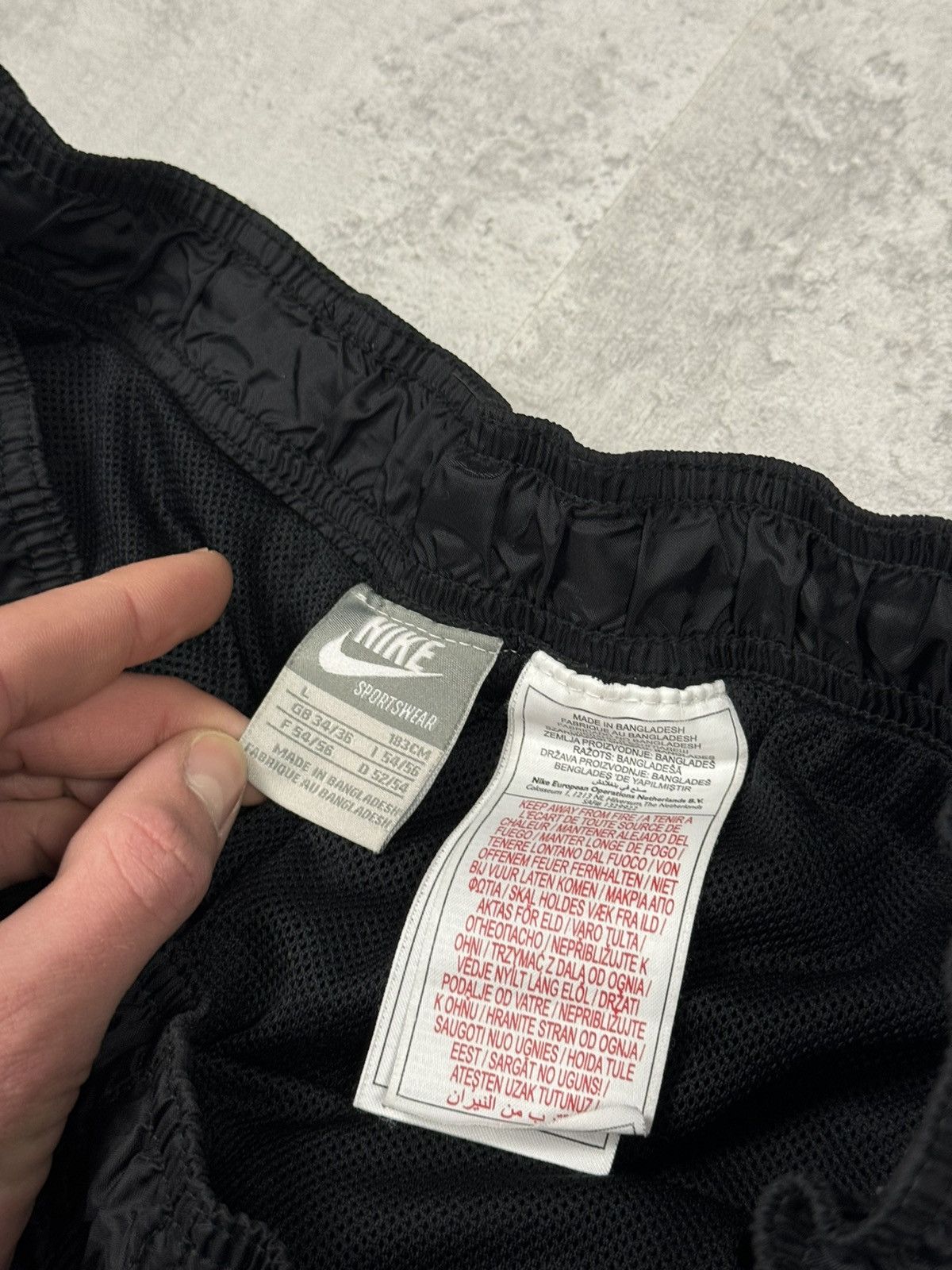 Nike Vintage Nike Y2K Streetwear Sportswear Track Pants Size L Size US 34 / EU 50 - 19 Thumbnail