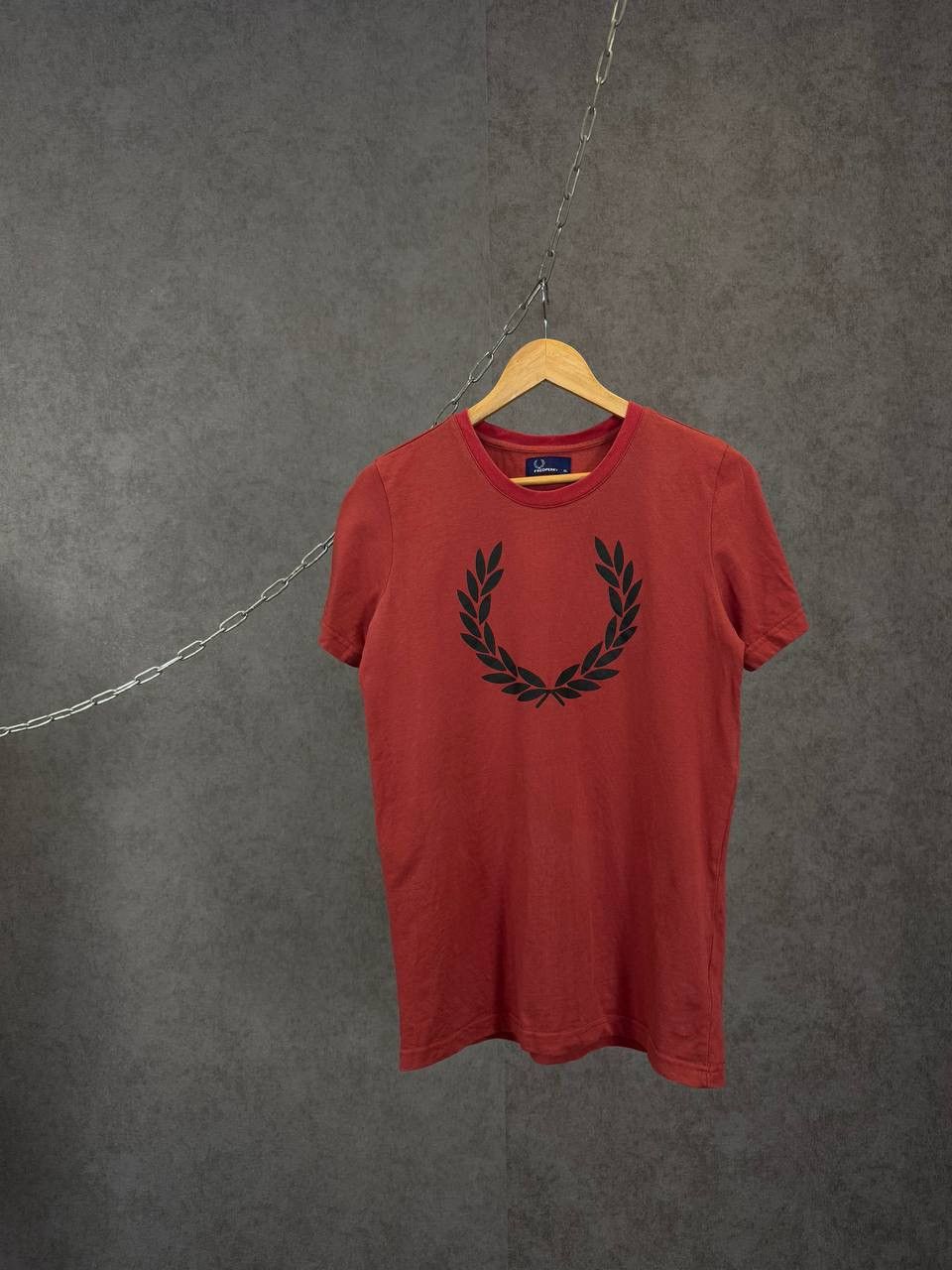 Fred Perry Fred Perry casual designer big logo tee Size US S / EU 44-46 / 1 - 1 Thumbnail
