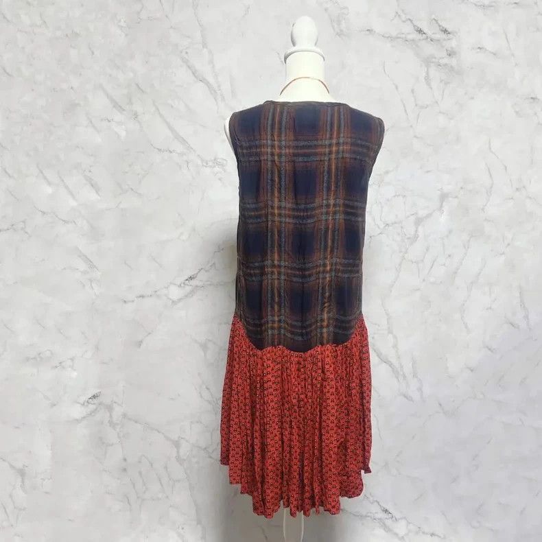 Vivienne Westwood Vivienne Westwood Knee-length dress with floral pattern pa Size S / US 4 / IT 40 - 8 Thumbnail