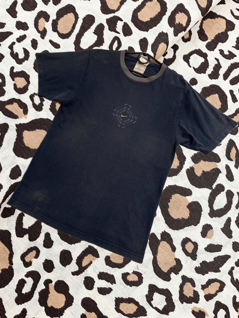Nike Mens Vintage Nike T Shirt logo y2k Size US S / EU 44-46 / 1 - 1 Thumbnail