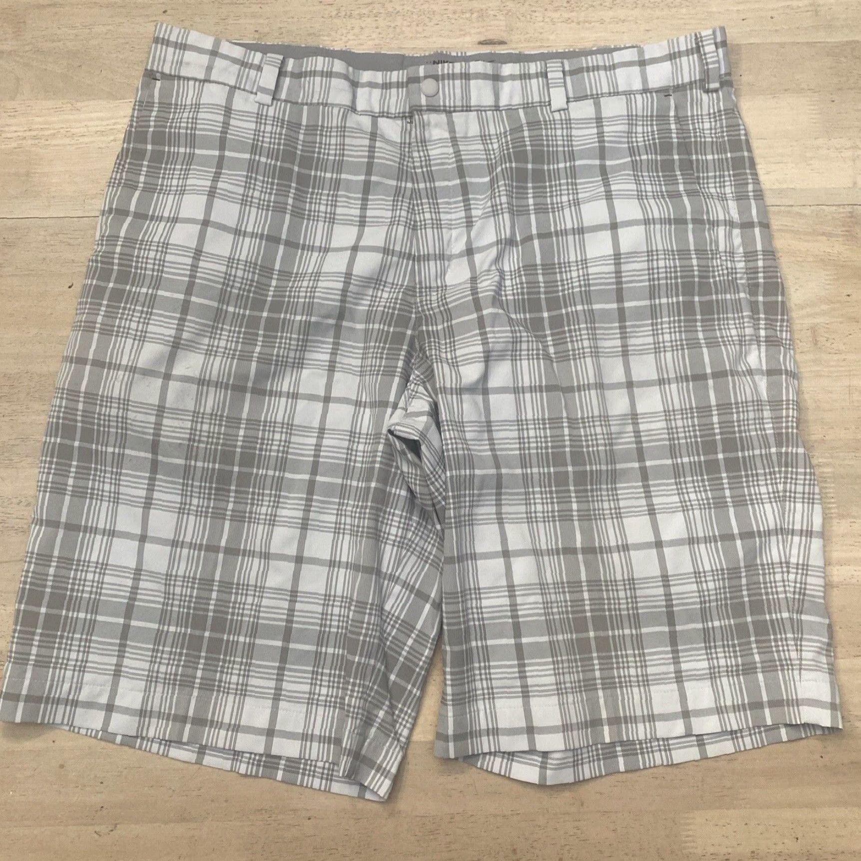 Nike plaid shorts hotsell