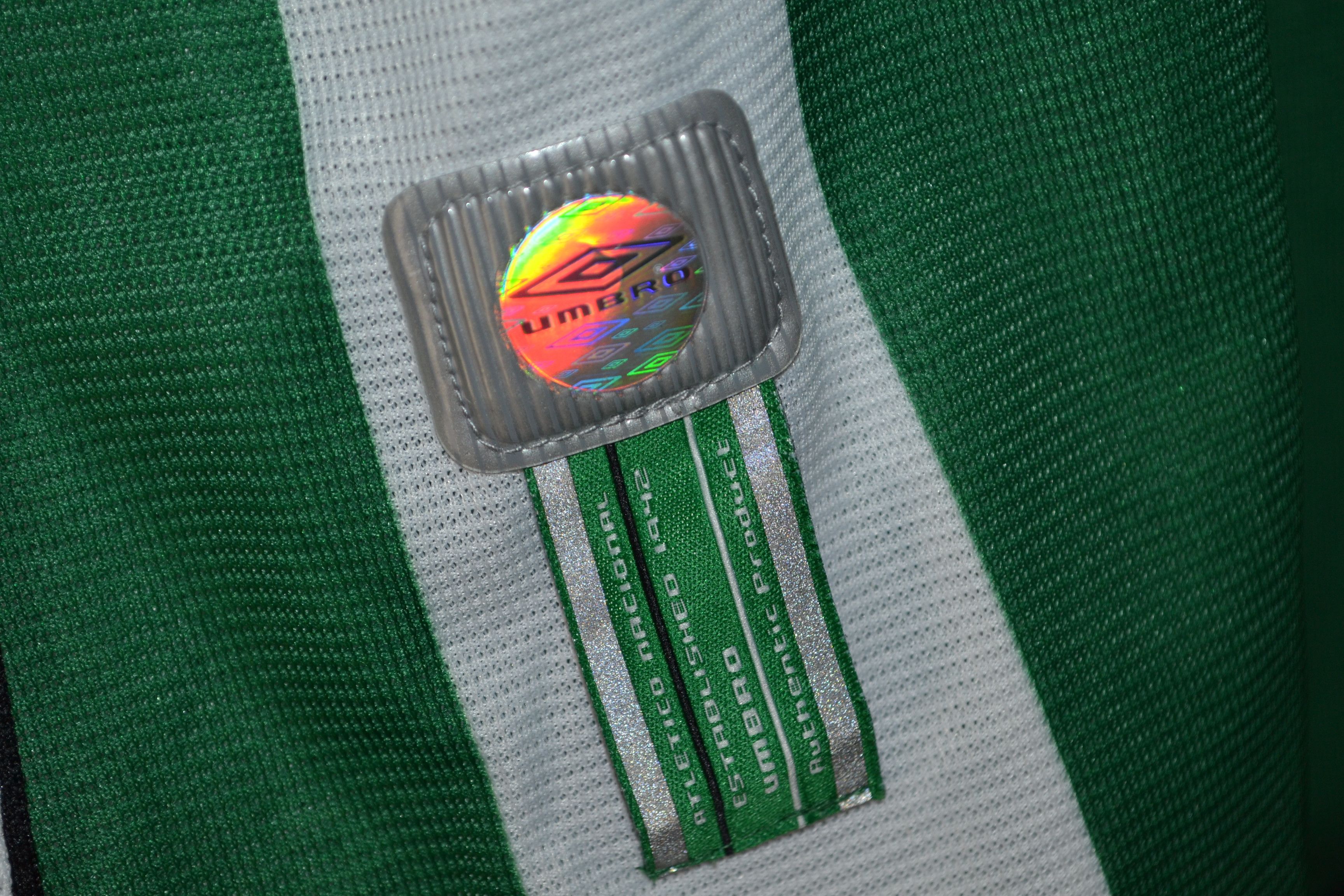 Umbro Athletico Nacional 2003-2004 Original Jersey size XL Size US XL / EU 56 / 4 - 5 Thumbnail