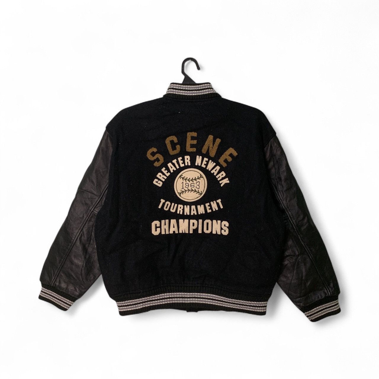 Japanese Brand Rare Design Vintage Scene American Flavor Varsity Jackets Size US L / EU 52-54 / 3 - 1 Thumbnail
