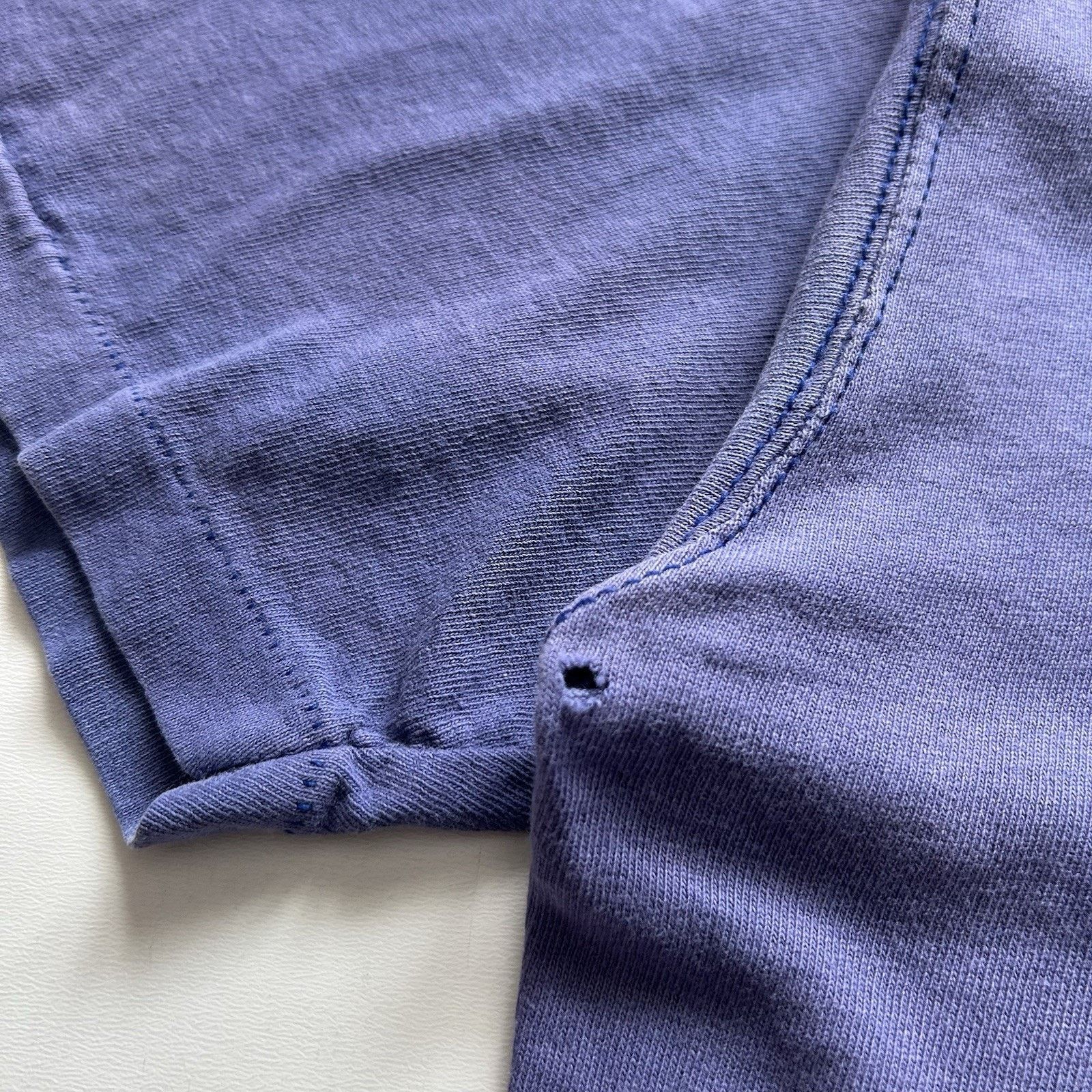 Vintage Vintage Faded Navy Blue Blank T Shirt Large 90s Cotton Rare Size US L / EU 52-54 / 3 - 8 Thumbnail