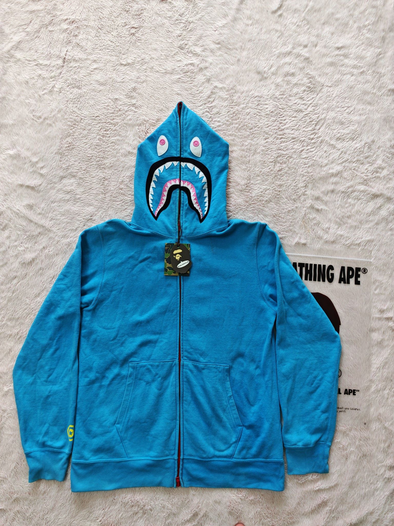 Bape A Bathing Ape Shark Graphic Hoodie Size XL Size US XL / EU 56 / 4 - 1 Thumbnail